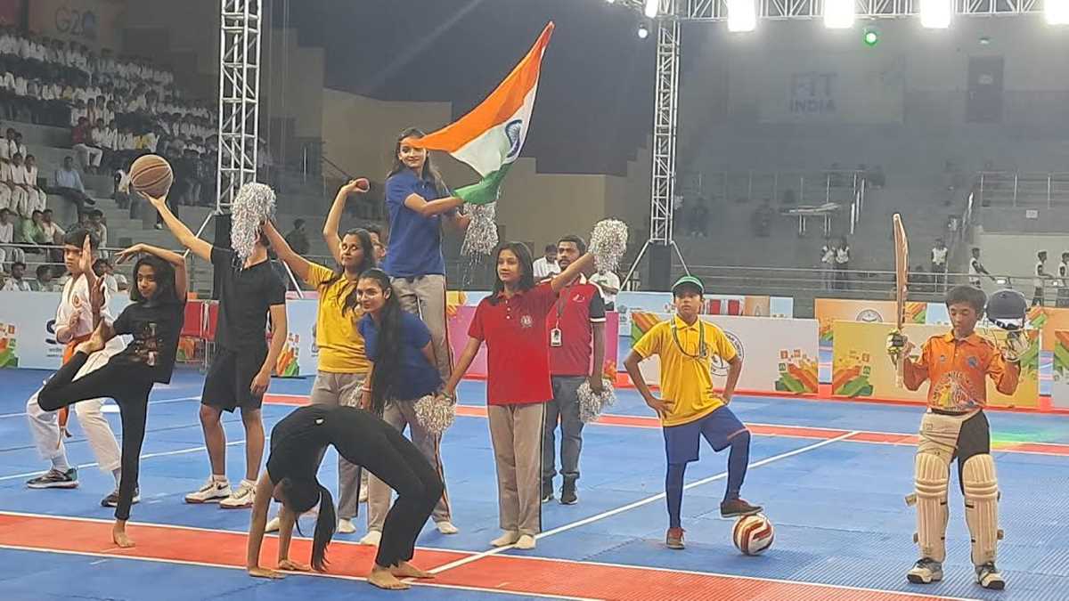 खेलो इंडिया यूनिवर्सिटी गेम का रंगारंग कार्यक्रम के साथ हुआ शुभारंभ